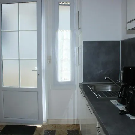 T2 Avec Terrasse Privee, A 600m Et Commerces, - Fr-1-22-278 La Tranche-sur-Mer